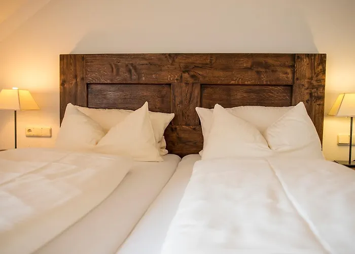 Griesbraeu Zu Murnau Hotel 4*