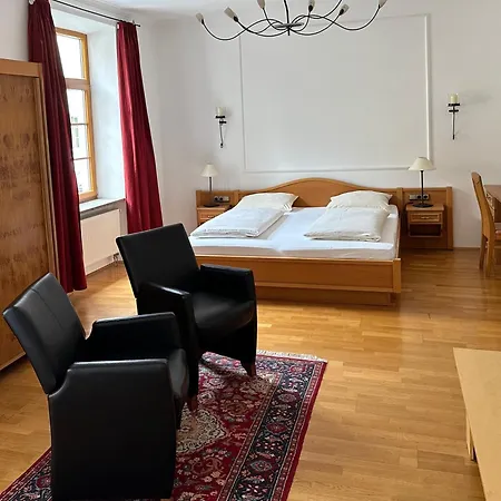 Griesbraeu Zu Murnau Otel 4*